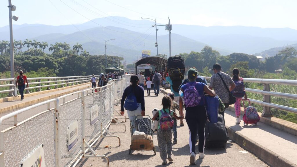 Conozca los peores enemigos de la educación de las niñas y adolescentes en la frontera